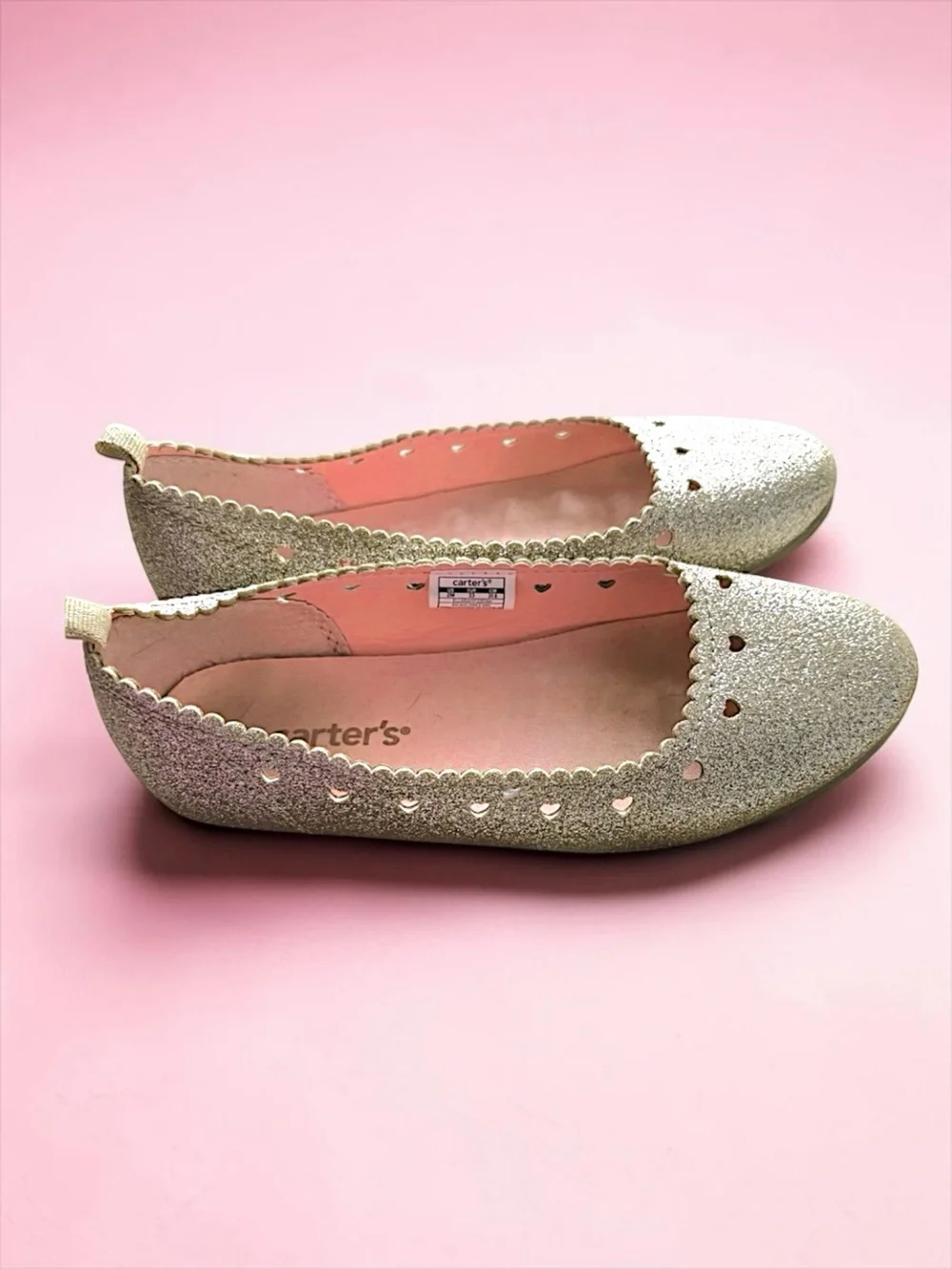 Carter’s Girls Flats 🩰 Gold Glitter Heart‑Cutout Size 2 Gently Worn